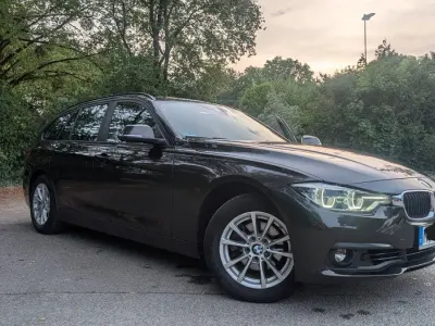 Gebraucht BMW 320 Advantage 184 PS (135 kW) 2017 Braun Kombi