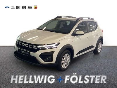 Gletscherweiss Gebraucht 2024 Dacia Sandero Expression Limousine | 14.890 € (Guter Preis)