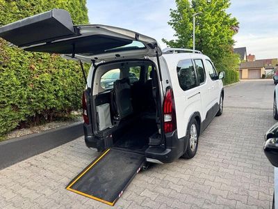 Gebraucht Peugeot Rifter 131 PS (96 kW) 2020 Weiß Van / Kleinbus