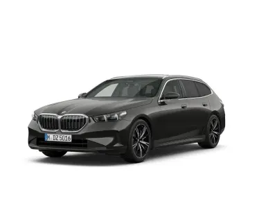 Neu BMW 540 Performance 303 PS (222 kW) 2026 Grau Kombi