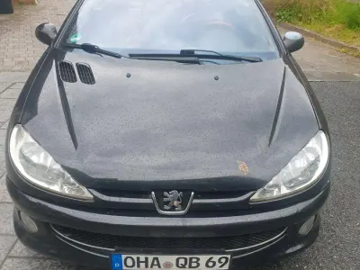 Gebraucht Peugeot 206 CC 109 PS (80 kW) 2005 Schwarz Cabrio