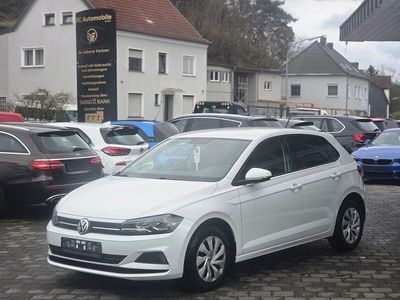 Gebraucht VW Polo Comfortline 65 PS (47 kW) 2018 Weiß Kleinwagen