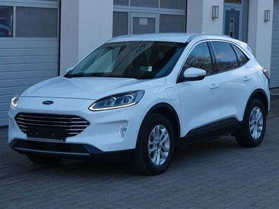 Gebraucht Ford Kuga Titanium 224 PS (164 kW) 2024 Weiß SUV