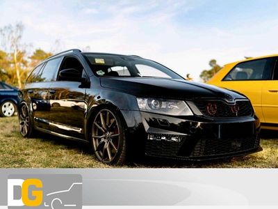 Schwarz Gebraucht 2015 Skoda Octavia RS Kombi | 17.990 €