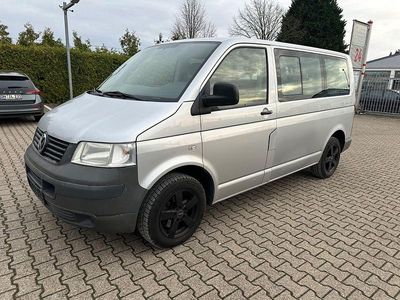Begagnad VW Caravelle Trendline 102 HK (75 kW) 2007 Silver Van