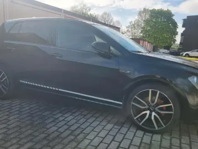 Gebraucht VW Golf VII 110 PS (80 kW) 2016 Schwarz Kleinwagen
