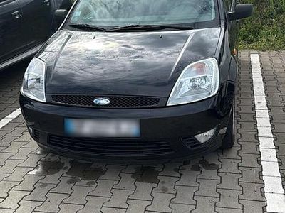 Gebraucht Ford Fiesta 68 PS (50 kW) 2004 Schwarz Kleinwagen