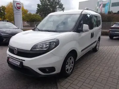 Gebraucht Fiat Doblò 136 PS (100 kW) 2022 Weiß Van / Kleinbus