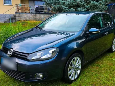 Gebraucht VW Golf VI Highline 122 PS (89 kW) 2010 Blau Kleinwagen