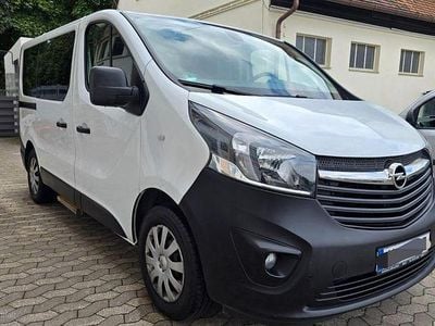 Weiß Gebraucht 2019 Opel Vivaro Van / Kleinbus | 20.600 € (Teuer)