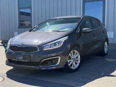 Second-hand Kia Ceed Spirit 135 CP (99 kW) 2017 Gri Hatchback