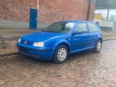 VW Golf IV