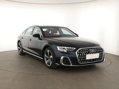Second-hand Audi A8 286 CP (210 kW) 2022 Albastru Berlinǎ