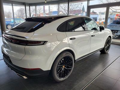 Gebraucht Porsche Cayenne 470 PS (345 kW) 2024 Weiß SUV