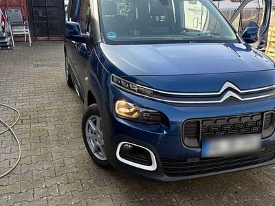 Gebraucht Citroën Berlingo Shine 131 PS (96 kW) 2020 Blau Van / Kleinbus