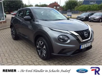 Neu Nissan Juke Acenta 114 PS (83 kW) 2026 Grau SUV