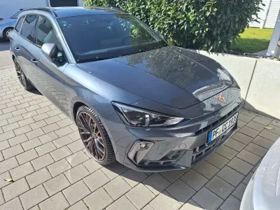 Gebraucht Cupra Leon VZ 272 PS (200 kW) 2025 Grau Limousine