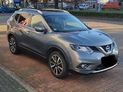 Usata Nissan X-Trail Tekna 131 CV (96 kW) 2016 Grigio SUV