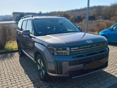 Gebraucht Hyundai Santa Fe Intro Edition 215 PS (158 kW) 2025 Grau SUV