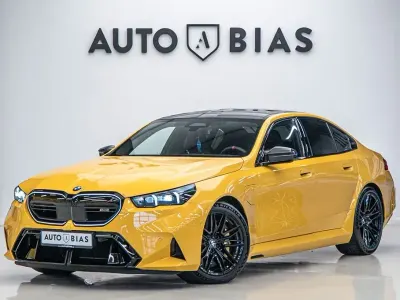Gebraucht BMW M5 Basis 727 PS (534 kW) 2024 Gelb Limousine