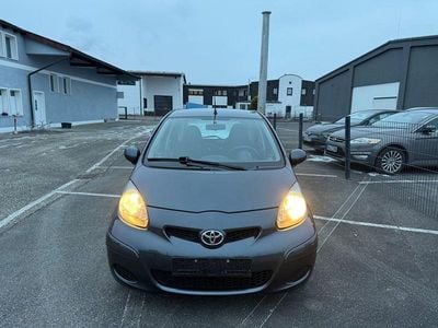 Second-hand Toyota Aygo Cool 68 CP (50 kW) 2009 Gri Hatchback