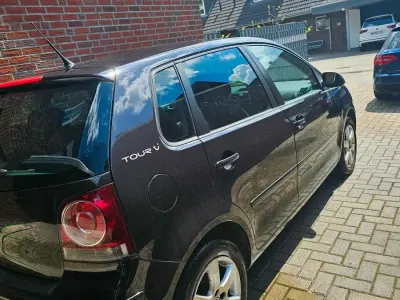 Käytetty VW Polo 60 HP (44 kW) 2007 Musta Viistoperä