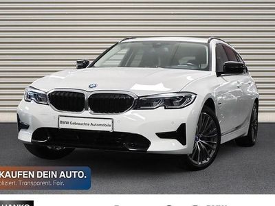 Gebraucht BMW 320e Sport Line 204 PS (150 kW) 2022 Weiß Kombi