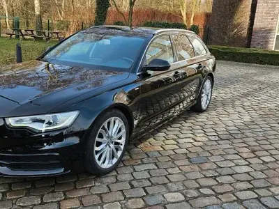 Gebraucht Audi A6 Sport 204 PS (150 kW) 2013 Schwarz Kombi
