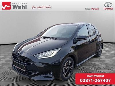 Neu Toyota Yaris Hybrid 116 PS (85 kW) 2025 Schwarz Limousine
