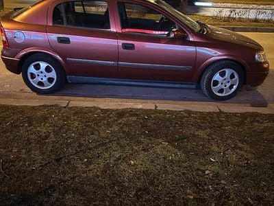Usata Opel Astra 101 CV (74 kW) 2000 Andere farben Utilitaria
