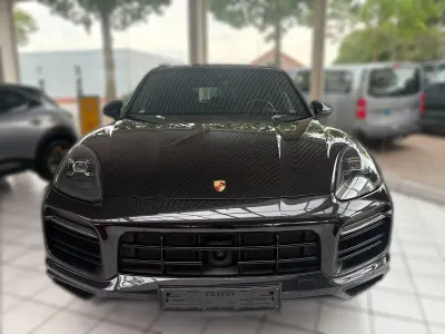 Gebraucht Porsche Cayenne S 441 PS (324 kW) 2019 Schwarz metallic SUV
