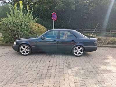 Mercedes C180