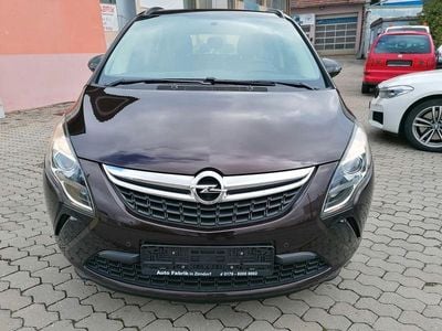 Usata Opel Zafira 120 CV (88 kW) 2013 Marrone Monovolume