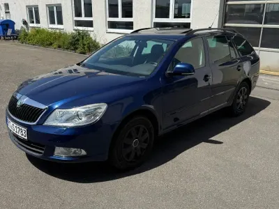 Gebraucht Skoda Octavia 160 PS (117 kW) 2010 Blau Kombi