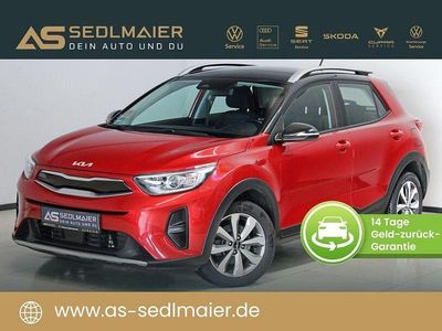 Signalrot met. Gebraucht 2023 Kia Stonic Vision SUV | 16.990 € (Guter Preis)
