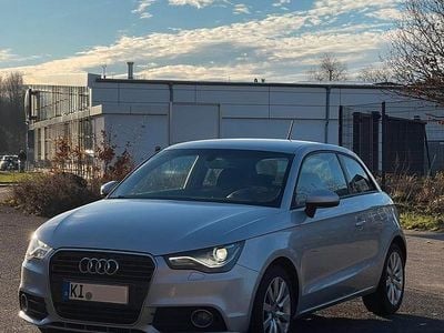 Silber Gebraucht 2011 Audi A1 Kleinwagen | 6.400 € (Teuer)