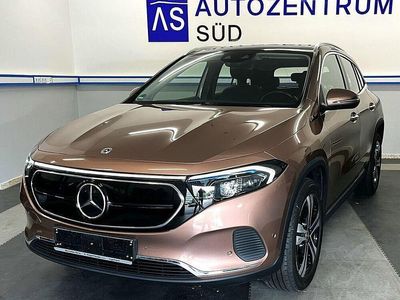 Mercedes EQA250