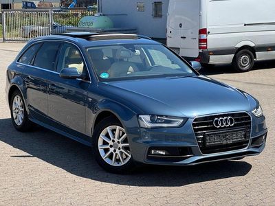 Blau Gebraucht 2015 Audi A4 S-Line Kombi | 12.950 € (Fairer Preis)