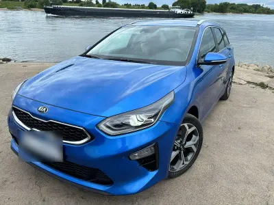 Gebraucht Kia Ceed Sportswagon Spirit 136 PS (100 kW) 2019 Blau Kombi