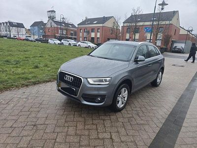 Gebraucht Audi Q3 Sport 170 PS (125 kW) 2013 Grau SUV
