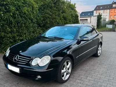 Gebraucht Mercedes CLK240 Avantgarde 170 PS (125 kW) 2003 Schwarz Coupé