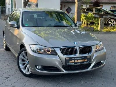 Używany BMW 325 Advantage 204 KM (150 kW) 2011 Szary Sedan/Limuzyna