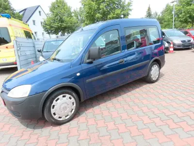 Gebraucht Opel Combo Edition 75 PS (55 kW) 2008 Blau Van / Kleinbus