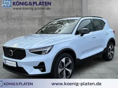 Ny Volvo XC40 Plus 197 HK (144 kW) 2026 Blå SUV