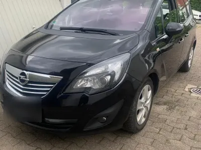 Gebraucht Opel Meriva Innovation 110 PS (80 kW) 2011 Schwarz Van / Kleinbus