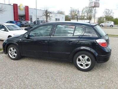 gebraucht Opel Astra 1.7 CDTI Cosmo 74 kW 109 PS