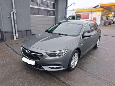 Gebraucht Opel Insignia Country Tourer Innovation 165 PS (121 kW) 2017 Grau Kombi