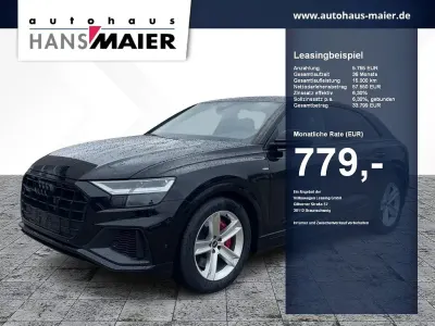 Gebraucht Audi Q8 S-Line 381 PS (280 kW) 2023 Mythosschwarz metallic SUV