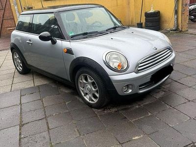 Silber Gebraucht 2006 Mini Cooper Kleinwagen | 3.850 €