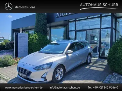 Gebraucht Ford Focus Cool & Connect 120 PS (88 kW) 2020 Silber Limousine